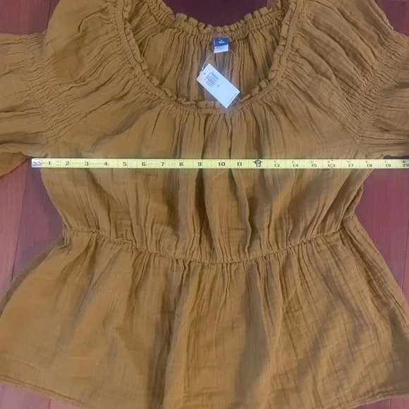Old Navy Mustard Yellow Peasant Top - Picture 3 of 4